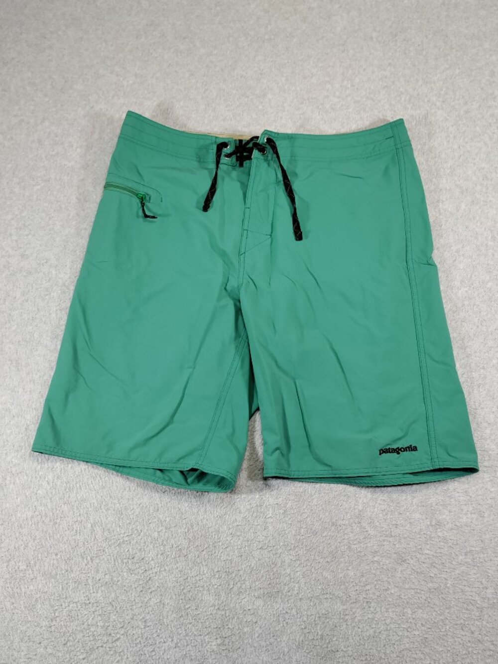 Patagonia Stretch Wavefarer Shorts Mens 36 10 Green Board Shorts